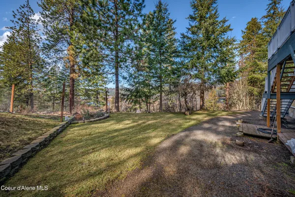 $518,000 | 251 East Park Avenue, Harrison, ID 83833