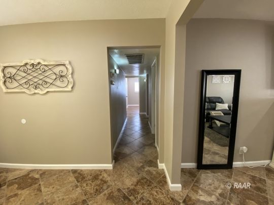 305 Peg Street Ridgecrest, CA 93555 - Photo 11 of 28