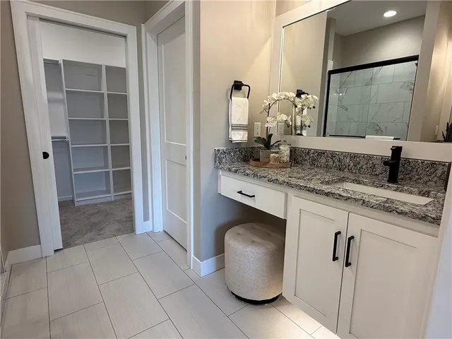 $535,000 | 4133 Northeast Dearborn Lane, Lee's Summit, MO 64064