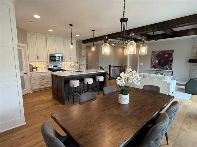 $535,000 | 4133 Northeast Dearborn Lane, Lee's Summit, MO 64064