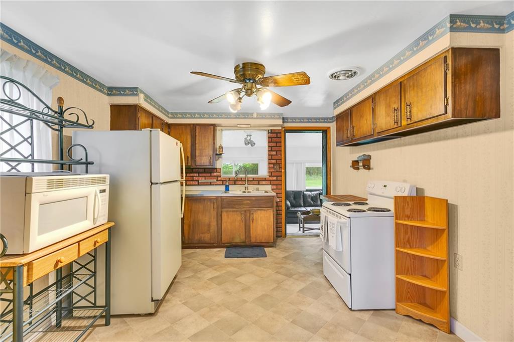 2429 Haymaker Road Monroeville, PA 15146 - Photo 13 of 31 Gallery Image 13