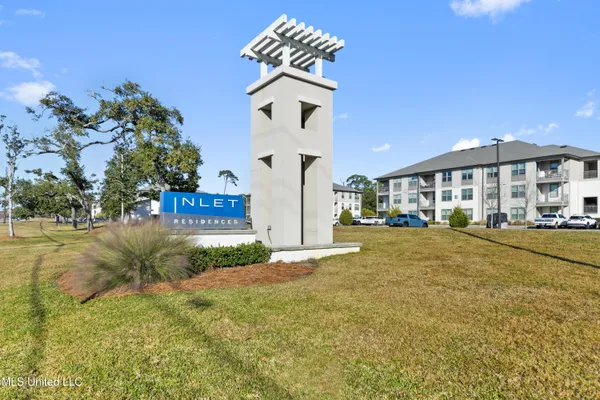 $244,999 | 2501 Bienville Boulevard, Unit 127, Ocean Springs, MS 39564
