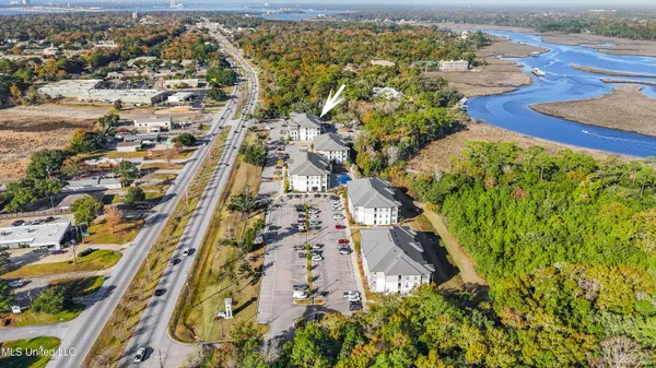 $244,999 | 2501 Bienville Boulevard, Unit 127, Ocean Springs, MS 39564