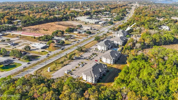 $244,999 | 2501 Bienville Boulevard, Unit 127, Ocean Springs, MS 39564