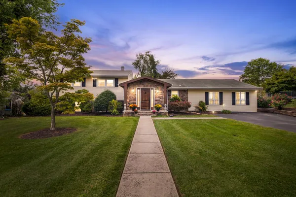 $620,000 | 7206 North Charles Street, Lutherville-Timonium, MD 21093