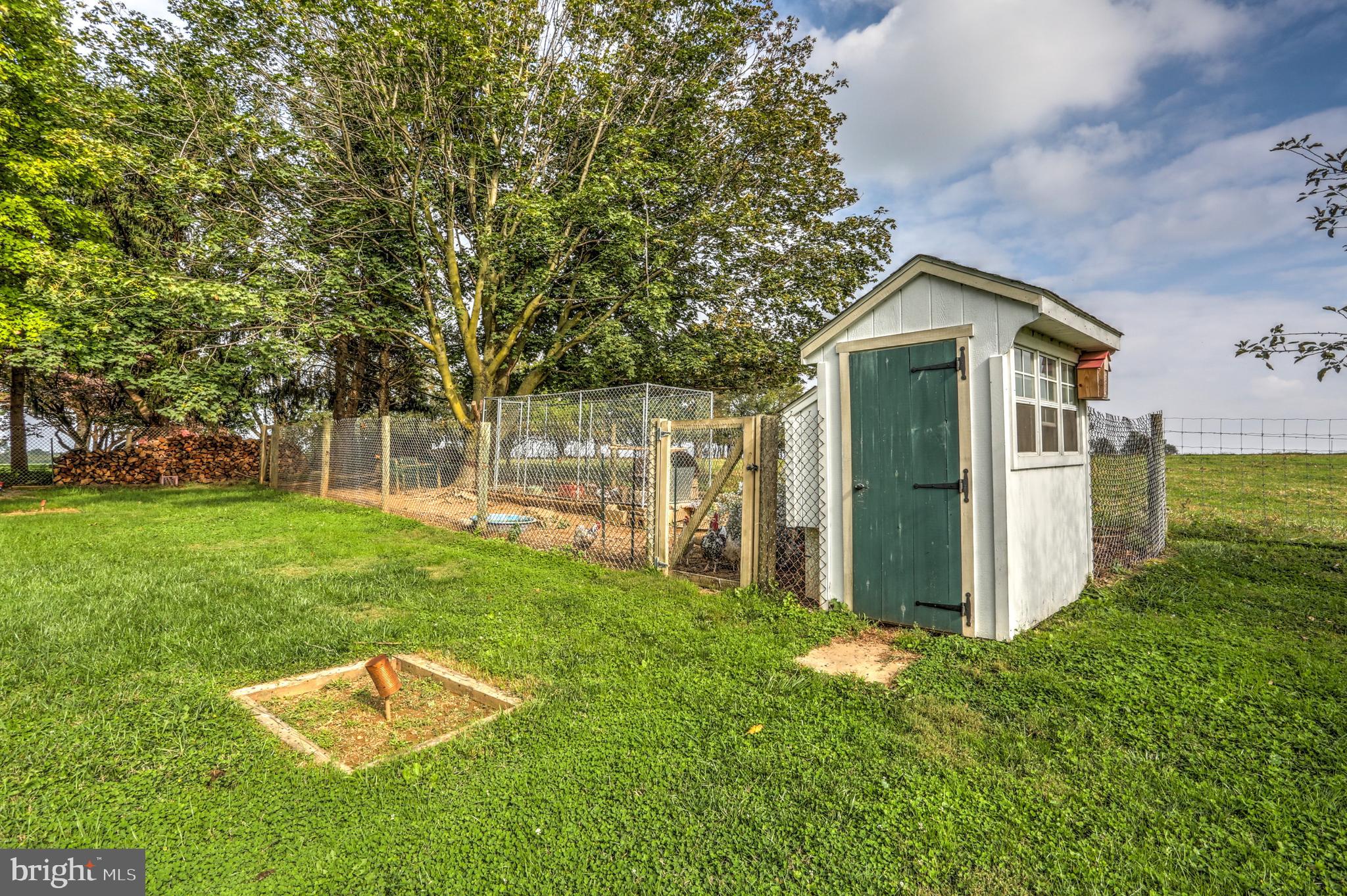 2392 Horseshoe Road Bird-in-Hand, PA 17505 - Photo 11 of 71 Gallery Image 11
