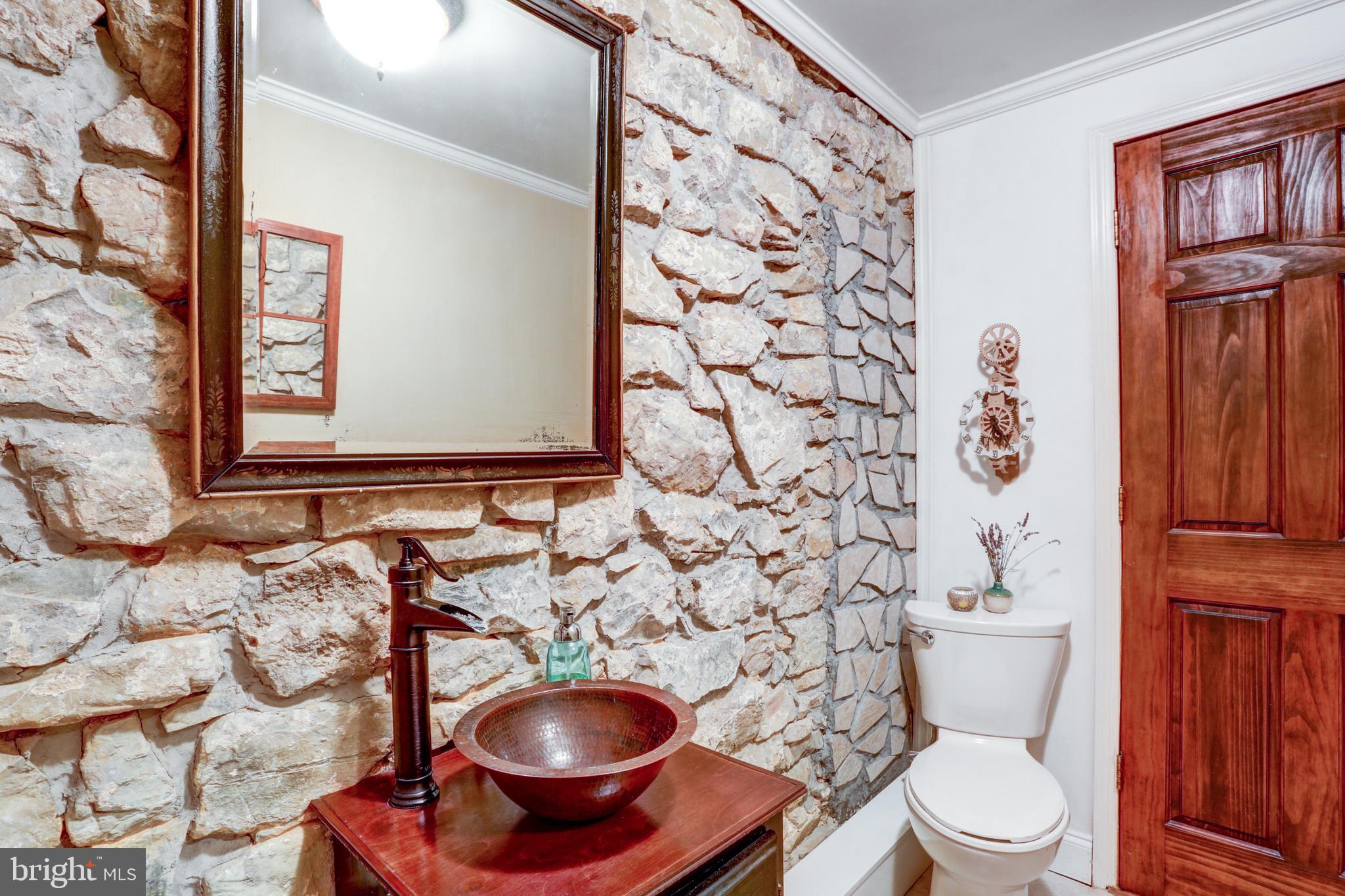 2392 Horseshoe Road Bird-in-Hand, PA 17505 - Photo 36 of 71 Gallery Image 36