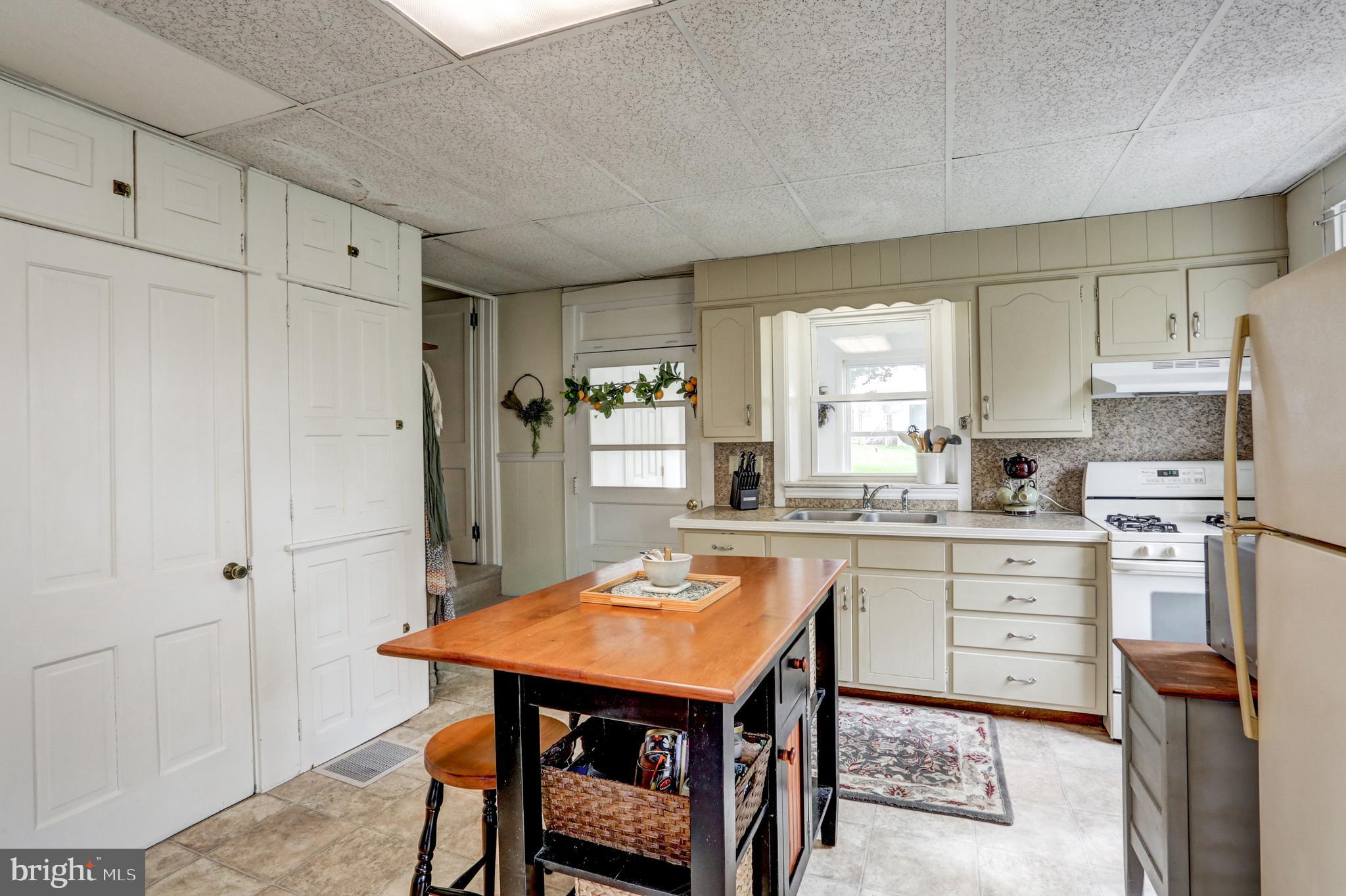 2392 Horseshoe Road Bird-in-Hand, PA 17505 - Photo 63 of 71 Gallery Image 63