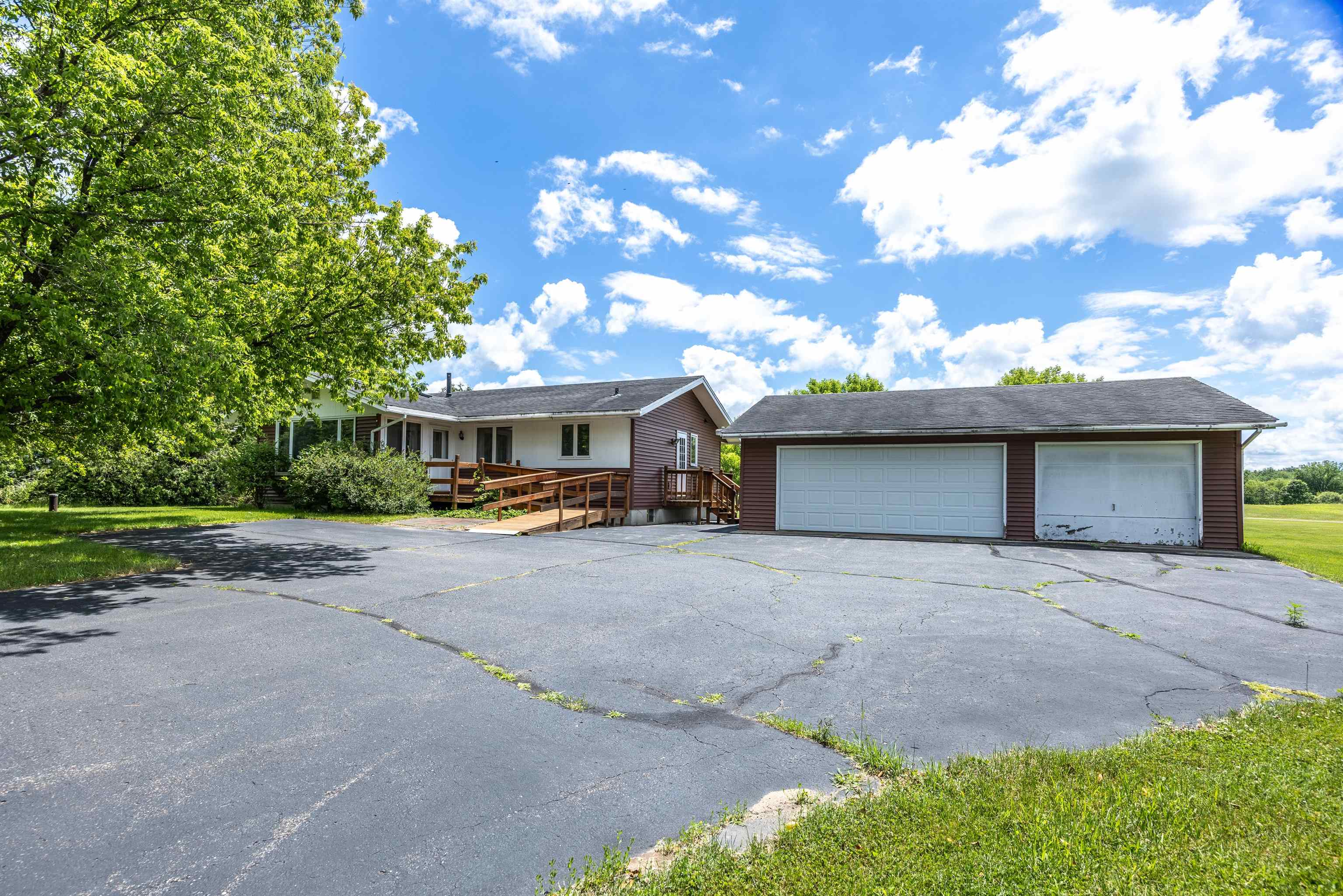 166059 Ringle Avenue Ringle, WI 54471 - Photo 2 of 27