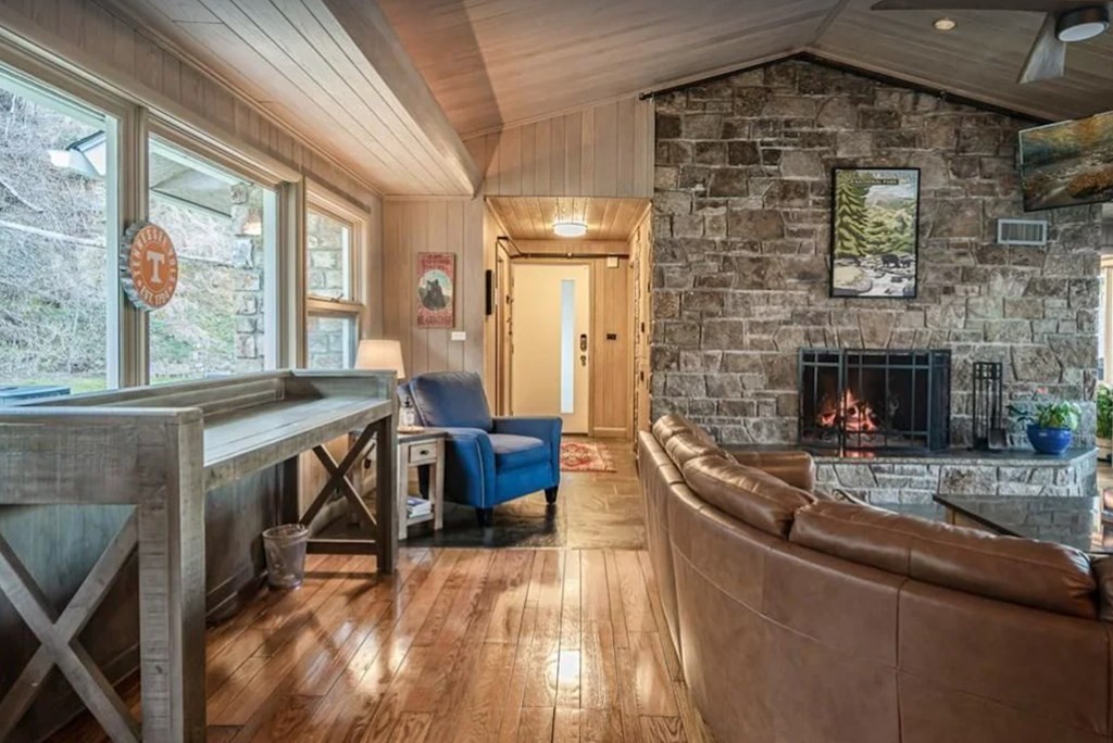809 Highland Road Gatlinburg, TN 37738 - Photo 12 of 33 Gallery Image 12