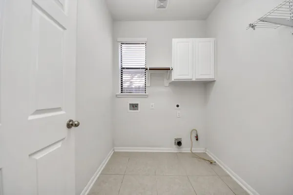 $3,400 | 2226 Black Oak Drive, Sugar Land, TX 77479