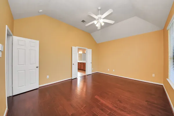 $3,400 | 2226 Black Oak Drive, Sugar Land, TX 77479
