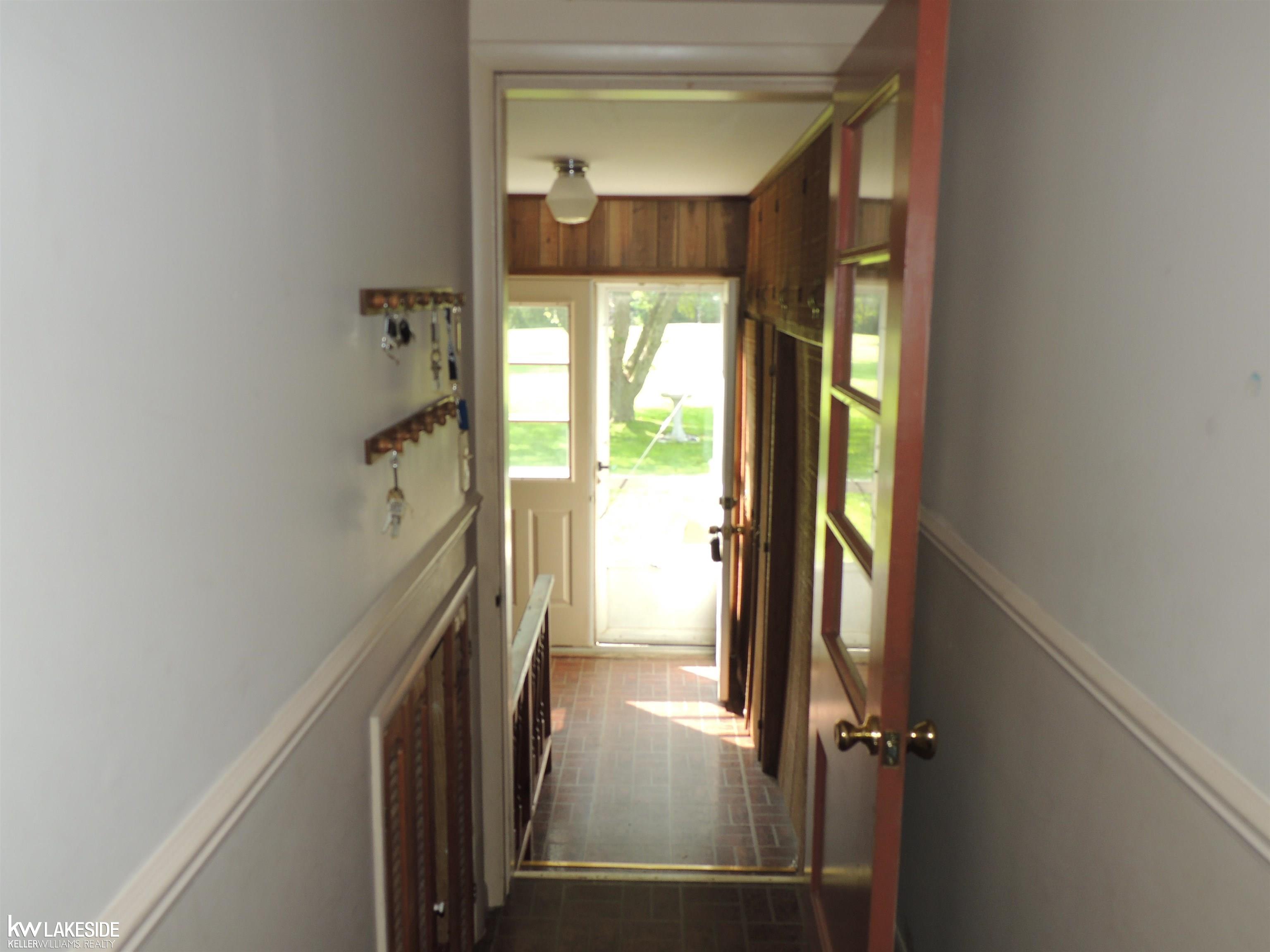 4185 Burtch Road Fort Gratiot, MI 48059 - Photo 23 of 24 50120401-25.JPG