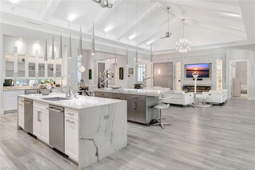 555 Mooring Line Drive Naples, FL 34103 - Photo 13 of 42