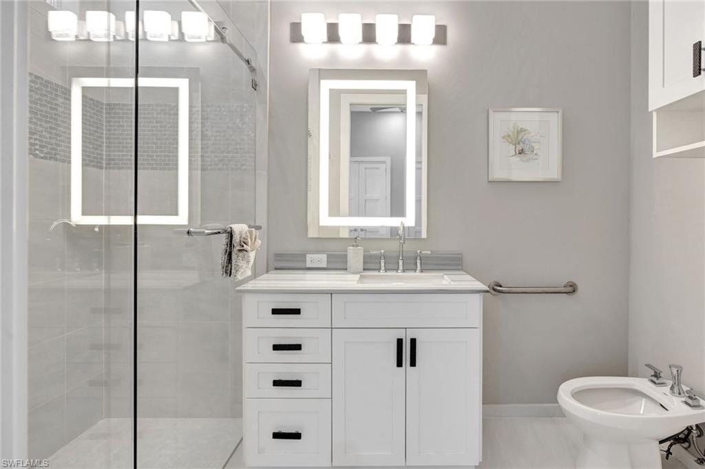 555 Mooring Line Drive Naples, FL 34103 - Photo 27 of 42 Guest Bath #2