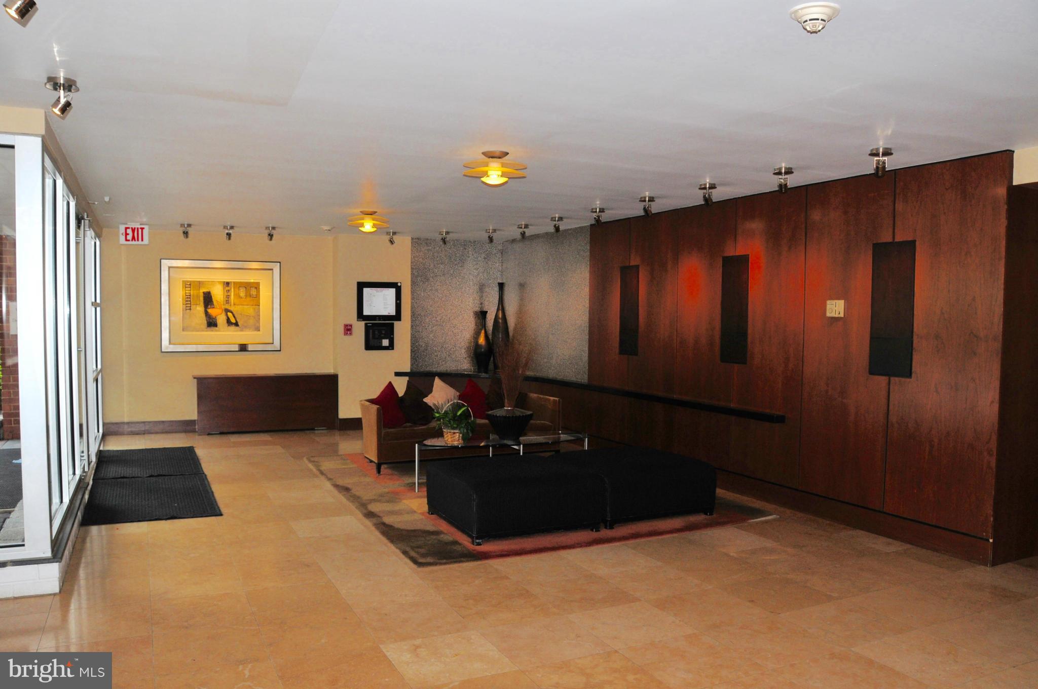 2725 39th Street Northwest, Unit 504 Washington, DC 20007 - Photo 2 of 18 Interior (General)