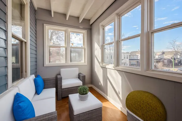 $2,300 | 3400 North Keeler Avenue, Unit 2, Chicago, IL 60641