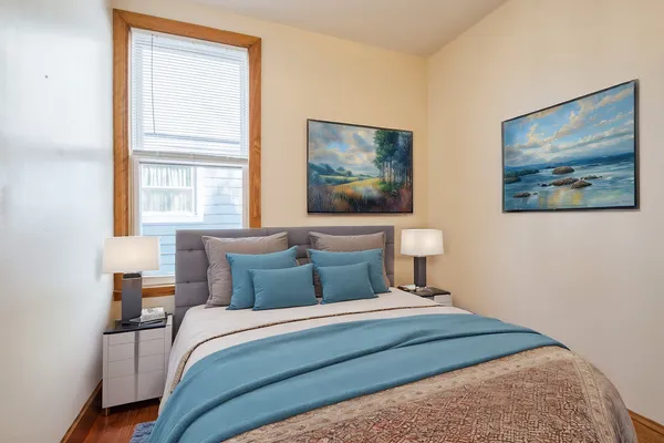 $2,300 | 3400 North Keeler Avenue, Unit 2, Chicago, IL 60641
