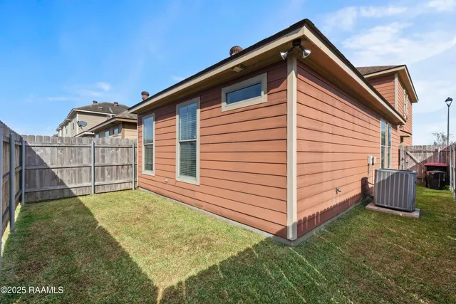 $239,000 | 124 Fullerton Lane, Lafayette, LA 70508