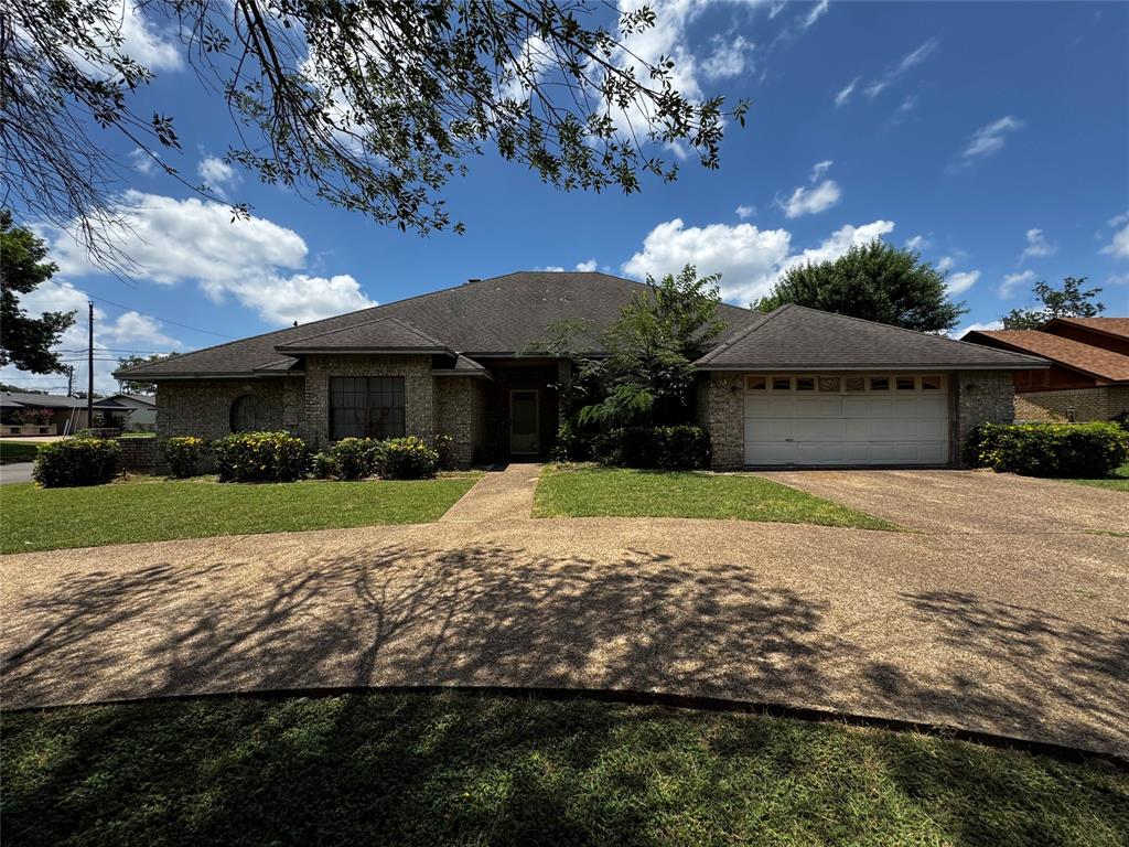 2000 Dan Rowe Street Waco, TX 76704 - Photo 1 of 21