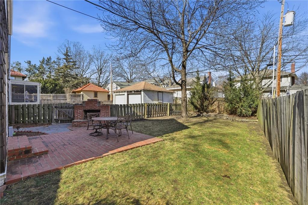 200 West 68th Terrace Kansas City, MO 64113 - Photo 33 of 37