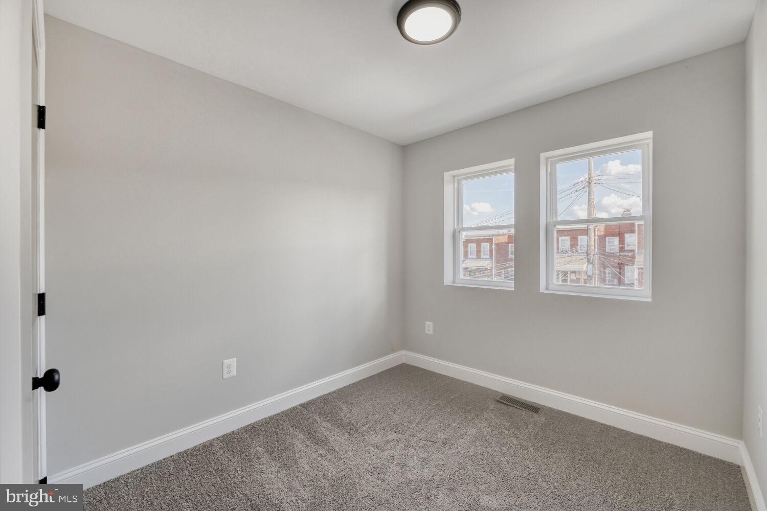 4003 Woodridge Road Baltimore, MD 21229 - Photo 14 of 22