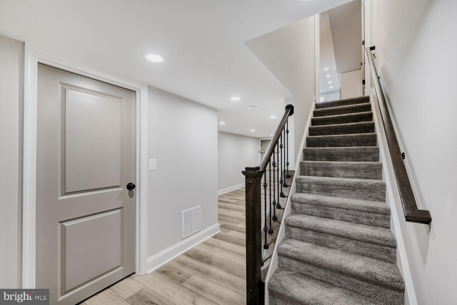4003 Woodridge Road Baltimore, MD 21229 - Photo 16 of 22