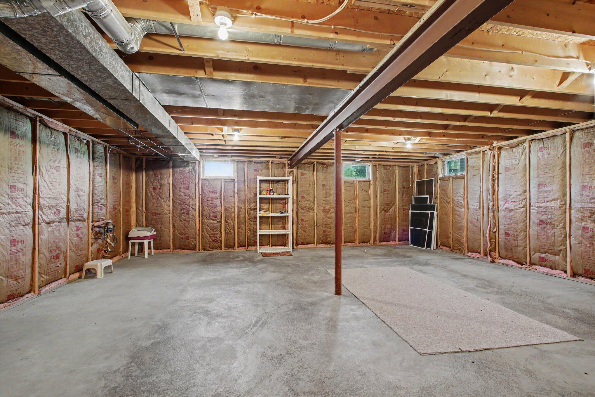 910 Doe Path Lane Crown Point, IN 46307 - Photo 24 of 27 2038x1359