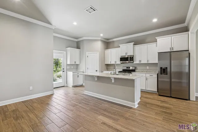 $2,800 | 10810 Maitland Avenue, Baton Rouge, LA 70810