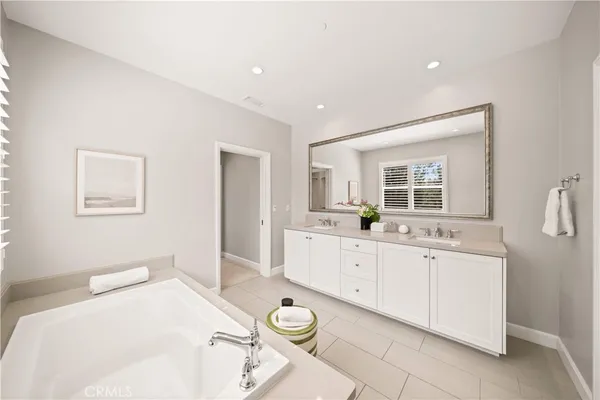 $2,990,000 | 100 Pumpkin, Irvine, CA 92620