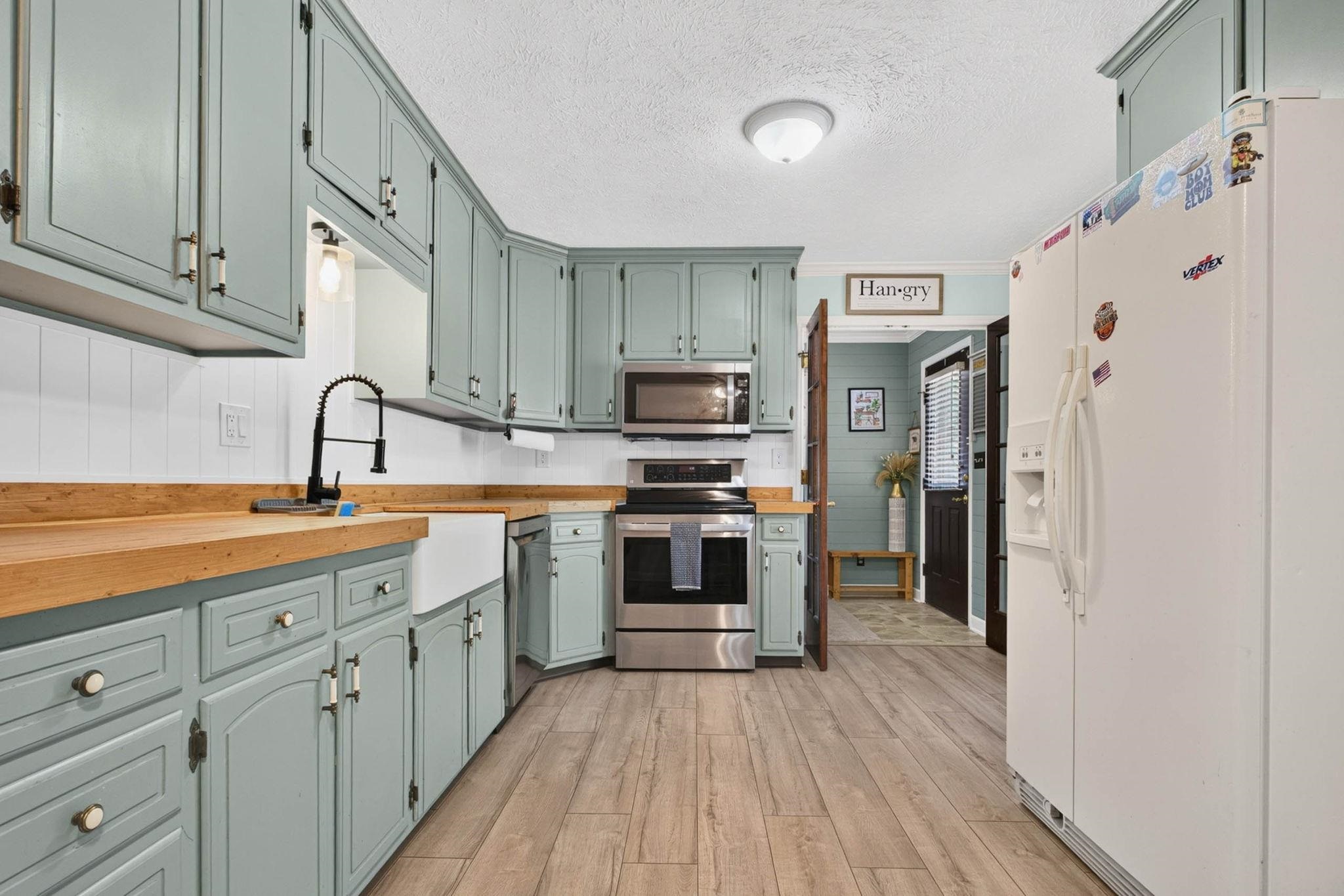 130 Rolling River Road Longs, SC 29568 - Photo 10 of 41 Gallery Image 10