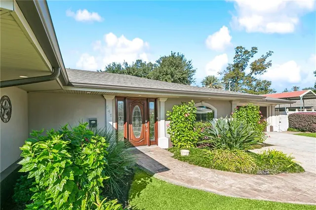 $495,000 | 845 Marino Drive, Norco, LA 70079