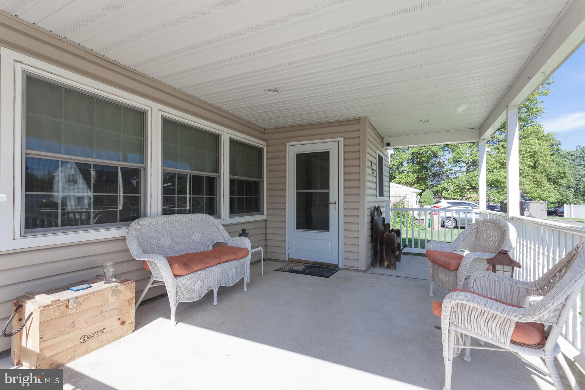 23 Quaint Road Levittown, PA 19057 - Photo 2 of 30 Gallery Image 2