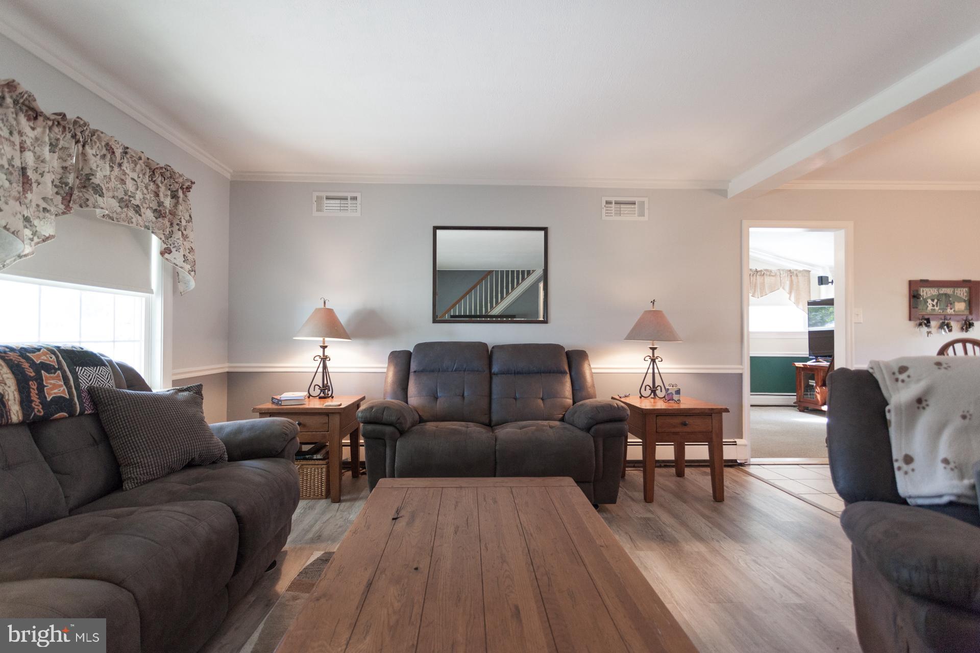 23 Quaint Road Levittown, PA 19057 - Photo 5 of 30 Gallery Image 5