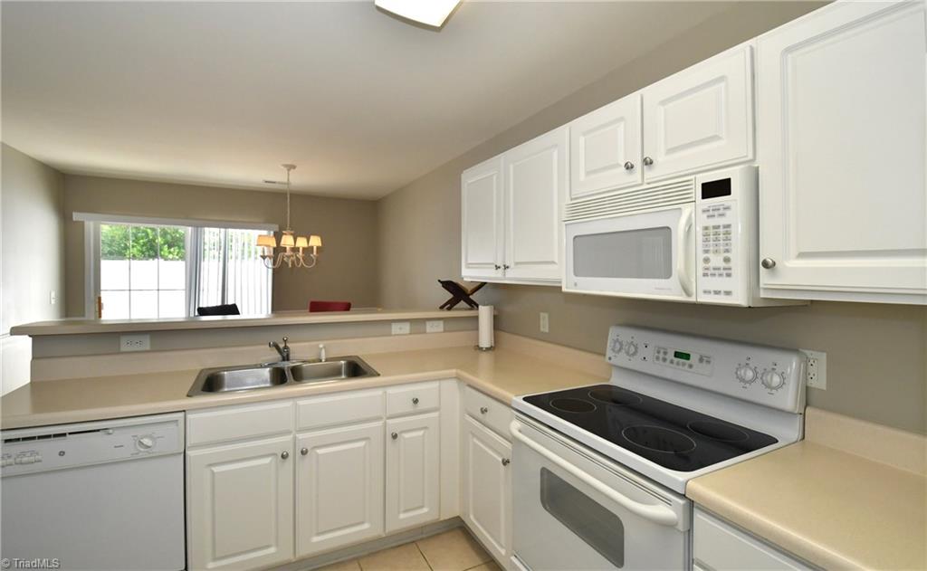 6813 Wingrave Road Clemmons, NC 27012 - Photo 4 of 14