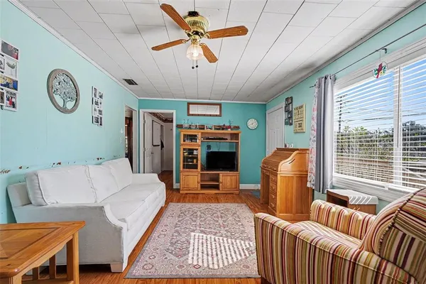 $249,000 | 2102 Columbus Drive, Brandon, FL 33510