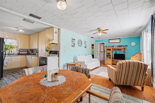 $249,000 | 2102 Columbus Drive, Brandon, FL 33510