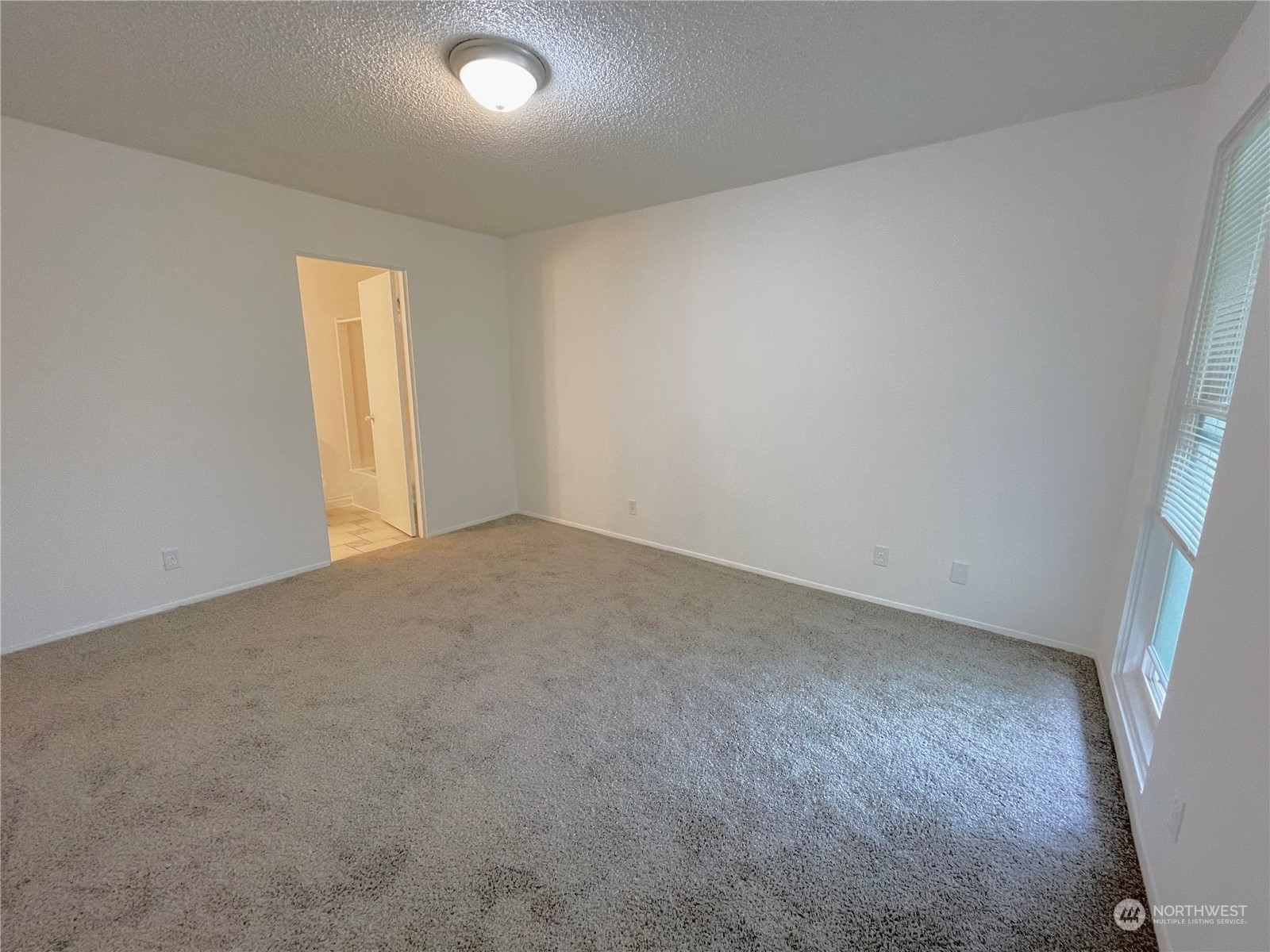 1425 South Puget Drive, Unit F5 Renton, WA 98055 - Photo 13 of 23 Gallery Image 13