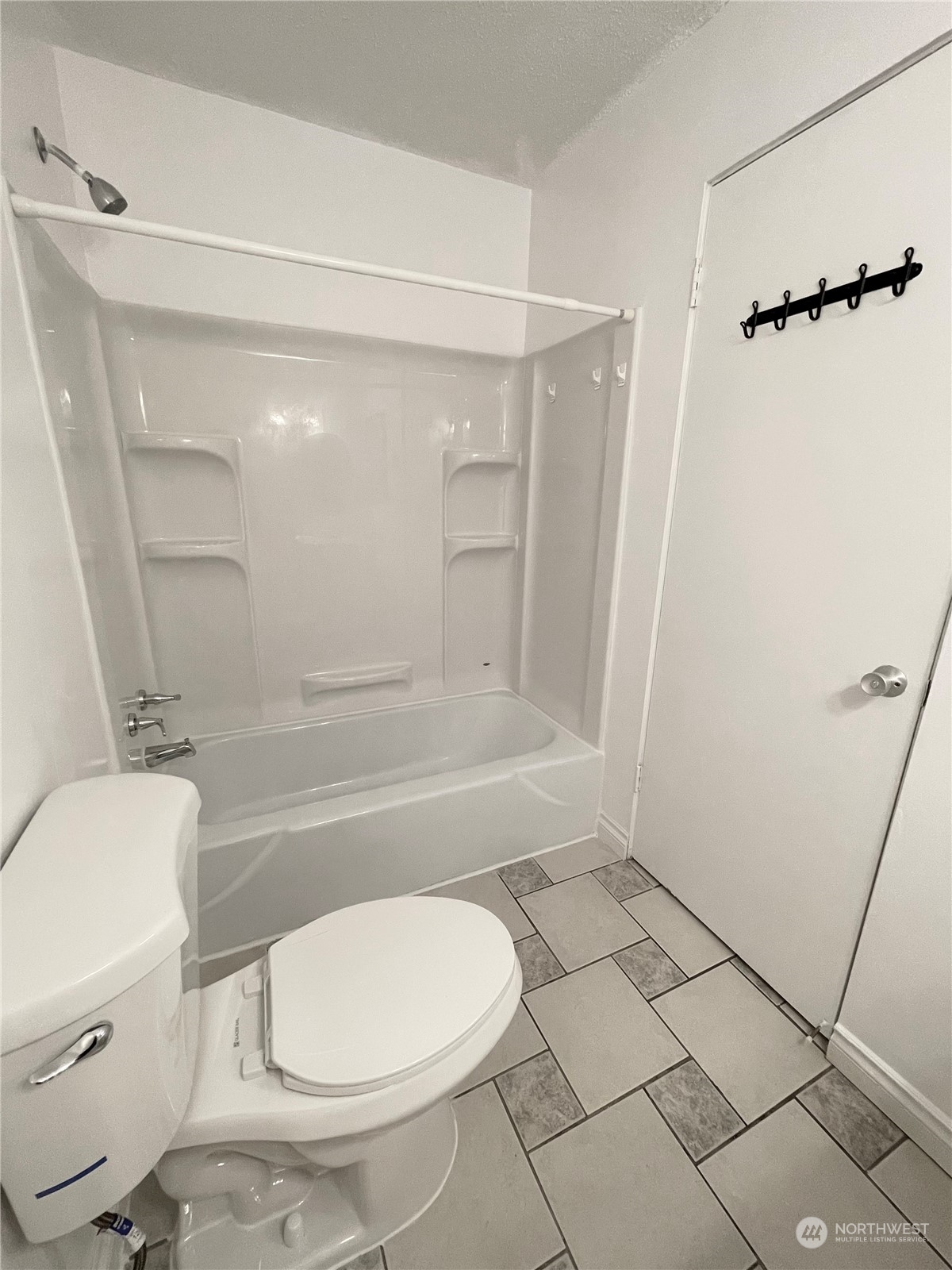 1425 South Puget Drive, Unit F5 Renton, WA 98055 - Photo 14 of 23 Gallery Image 14