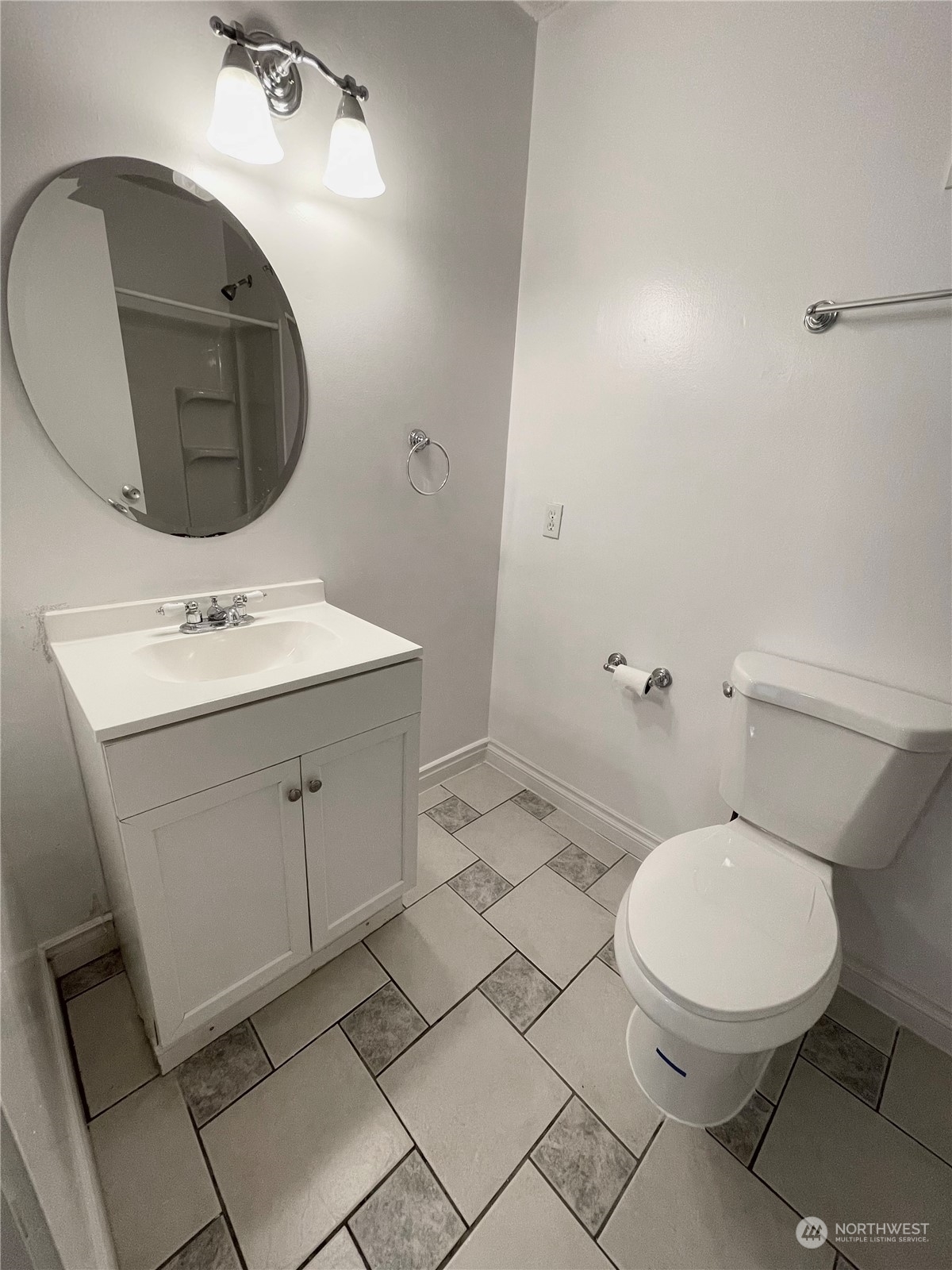 1425 South Puget Drive, Unit F5 Renton, WA 98055 - Photo 15 of 23 Gallery Image 15