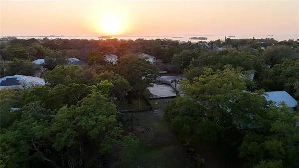 $350,000 | 429 St Louis Avenue, Palm Harbor, FL 34683