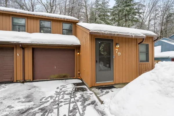 $289,900 | 79 Pepper Bush Place, Malta, NY 12020