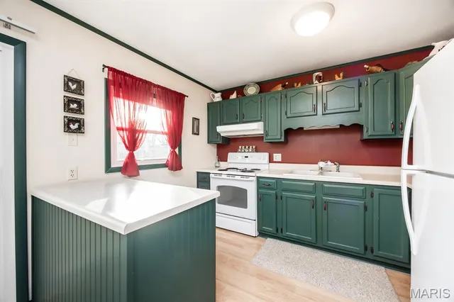 $262,500 | 27 Coachlight Drive, Mascoutah, IL 62258