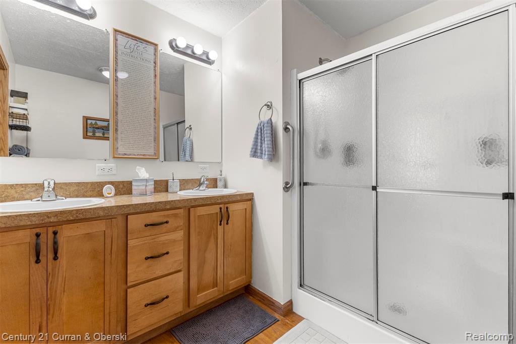 58539 Dolly Road South Lyon, MI 48178 - Photo 23 of 44 Gallery Image 23