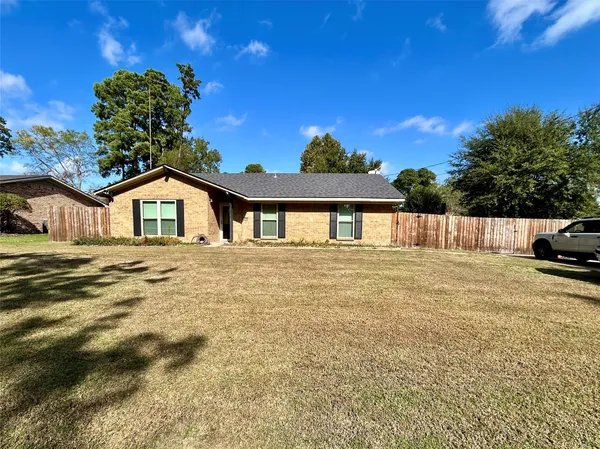 $249,900 | 113 East Larkspur, White Oak, TX 75693