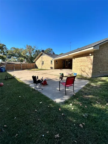 $265,000 | 113 East Larkspur, White Oak, TX 75693
