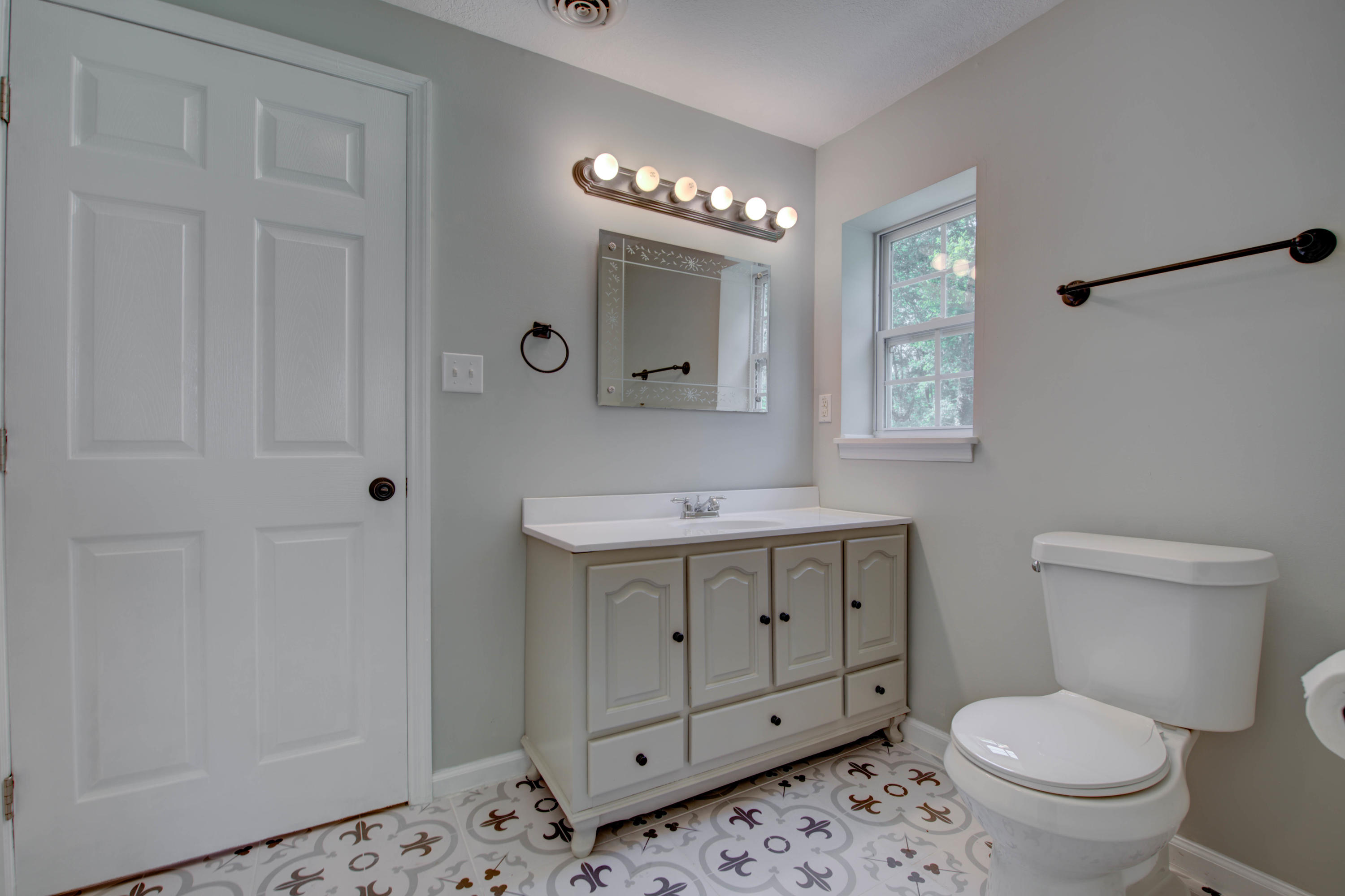 132 Oak Road Norris, TN 37828 - Photo 11 of 17 11