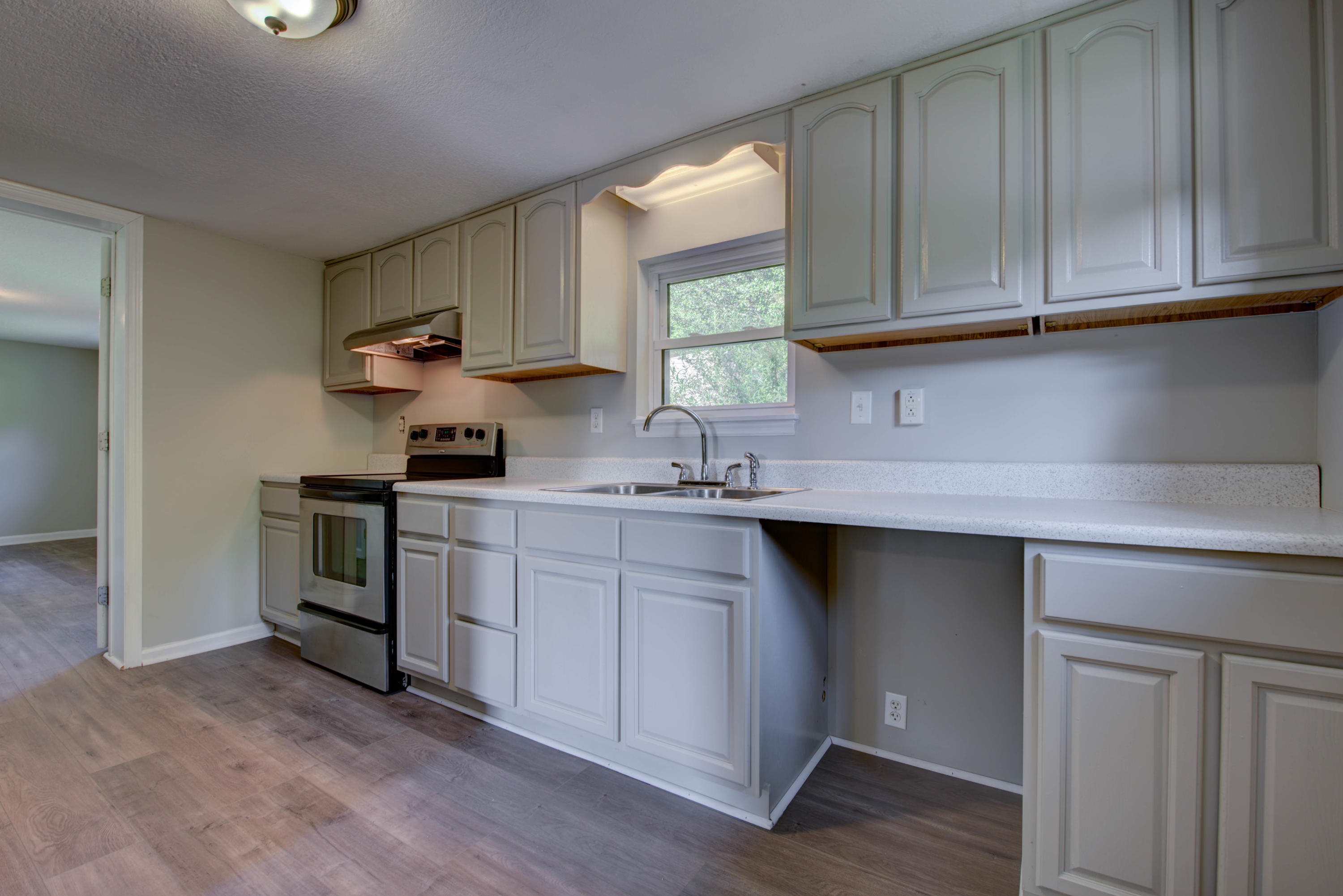 132 Oak Road Norris, TN 37828 - Photo 5 of 17 5