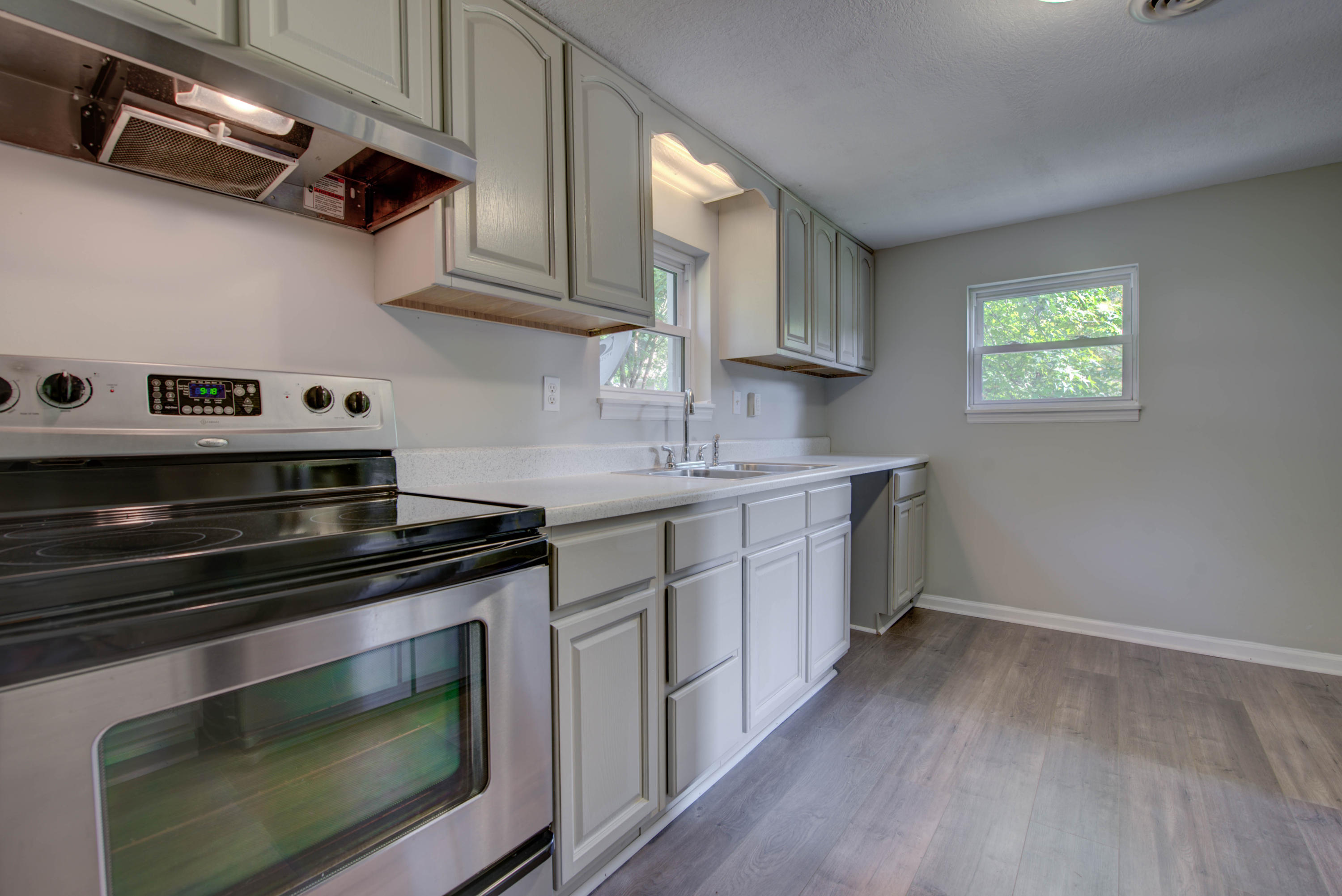 132 Oak Road Norris, TN 37828 - Photo 8 of 17 8