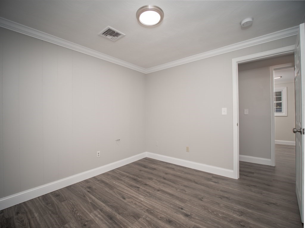 10 Algonquin Road Chelmsford, MA 01824 - Photo 35 of 42 Gallery Image 35